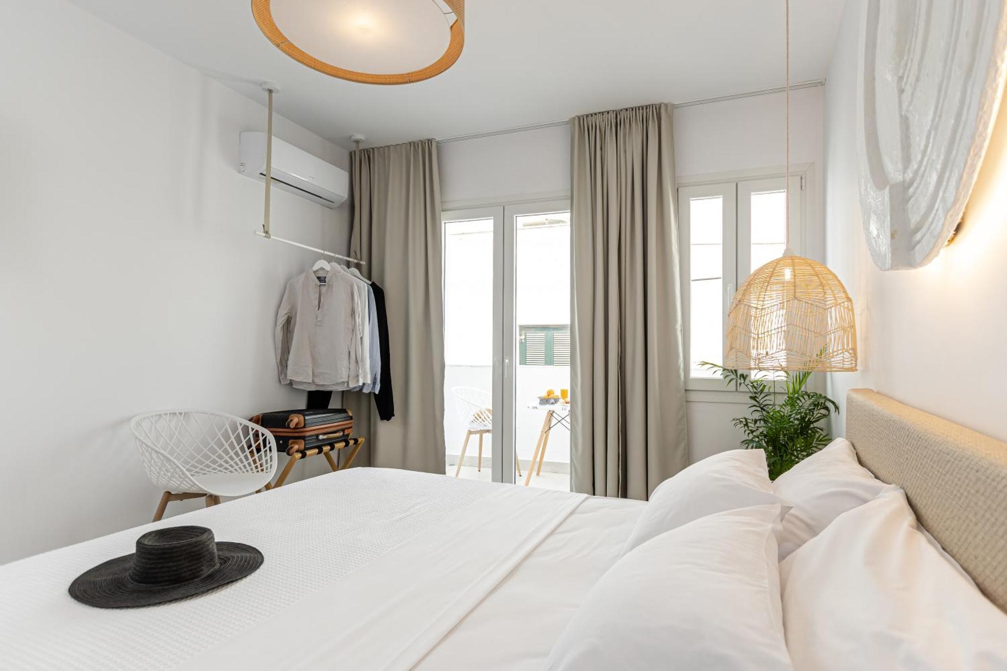 Golden Bird'S Aparthotel Naxos City ภายนอก รูปภาพ