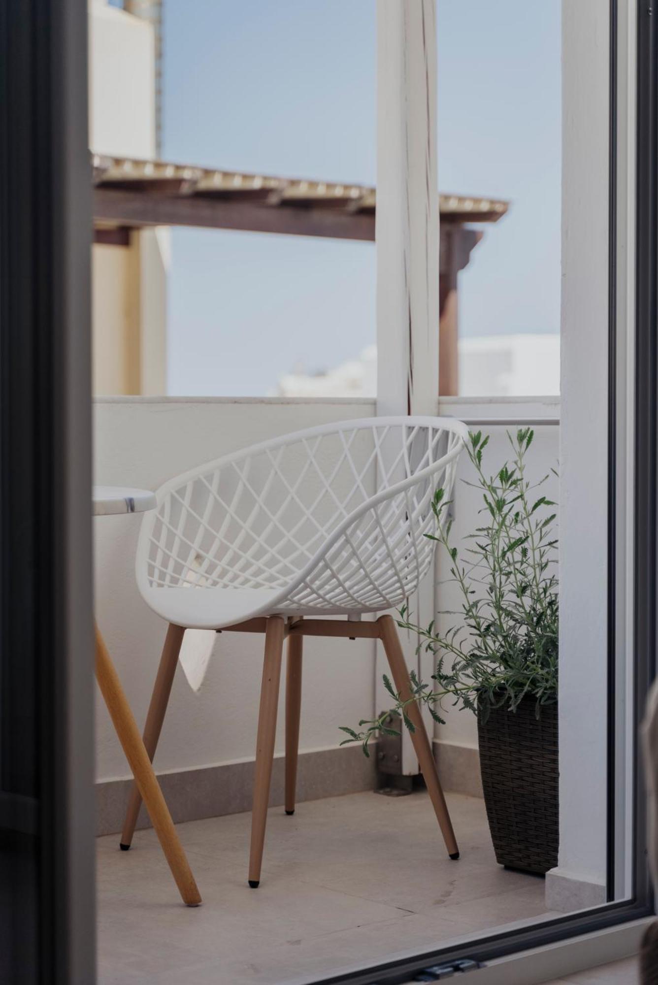 Golden Bird'S Aparthotel Naxos City ภายนอก รูปภาพ